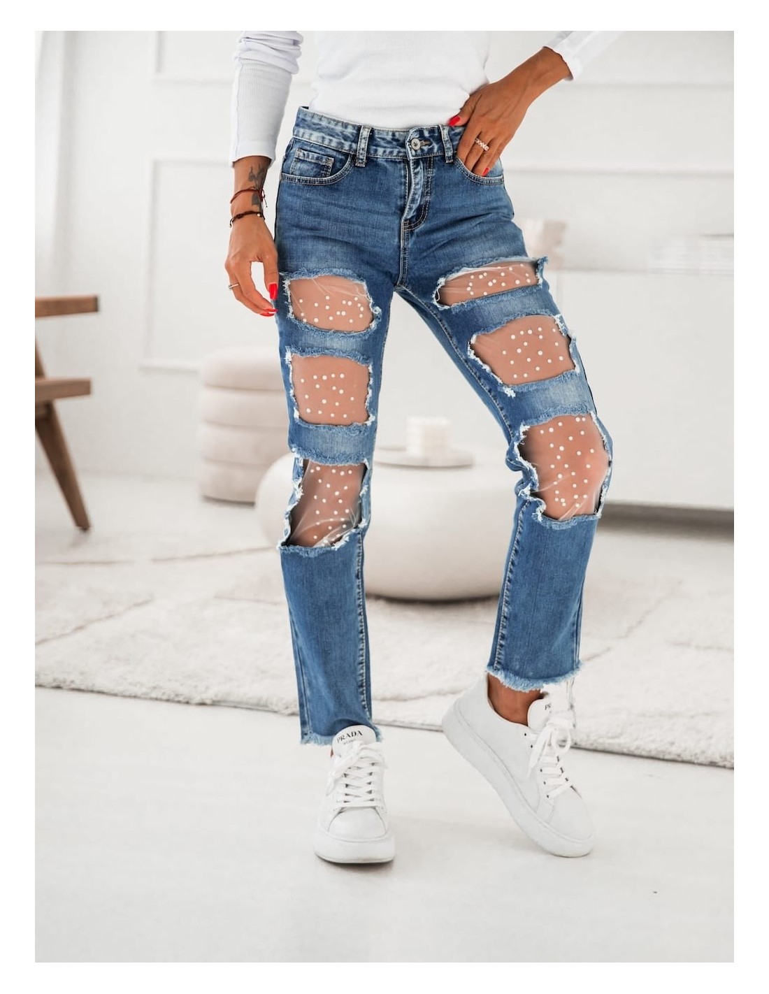 Jeanshose mit Löchern und Perlen 6211 – Online-Shop – Boutique